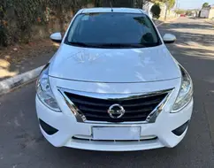NISSAN VERSA 1.6 16V FLEXSTART SV 4P XTRONIC NISSAN VERSA 1.6 16V FLEXSTART SV 4P XTRONIC