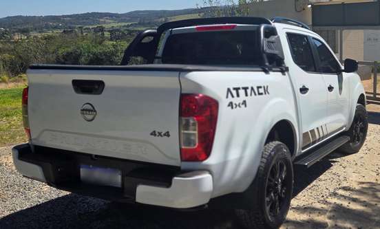 NISSAN-FRONTIER-2024