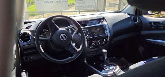 NISSAN-FRONTIER-2024