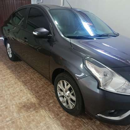 NISSAN-VERSA-2019