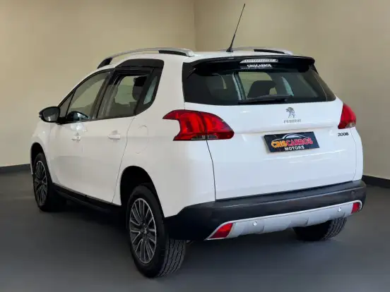 PEUGEOT-2008-2017