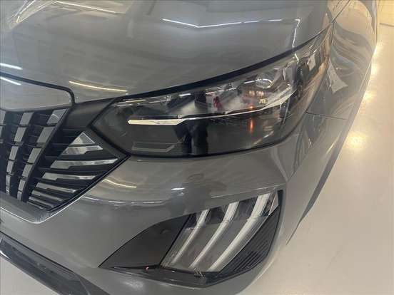 PEUGEOT-2008-2024