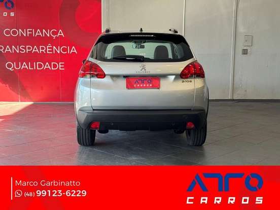 PEUGEOT-2008-2021