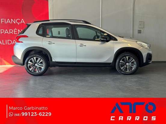 PEUGEOT-2008-2021