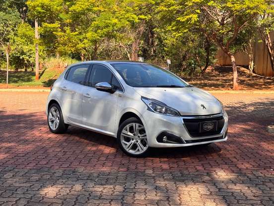 PEUGEOT-208-1.6 URBANTECH 16V FLEX 4P AUTOMÁTICO PEUGEOT-208-2017