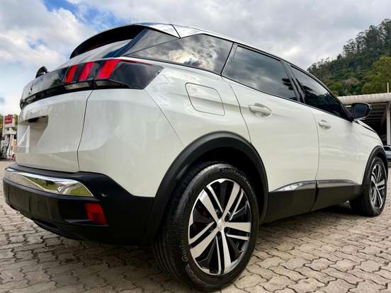 PEUGEOT-3008-1.6 GRIFFE PACK THP 16V GASOLINA 4P AUTOMÁTICO PEUGEOT-3008-2018
