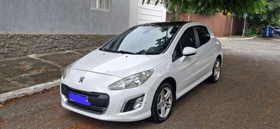 PEUGEOT-308-2012
