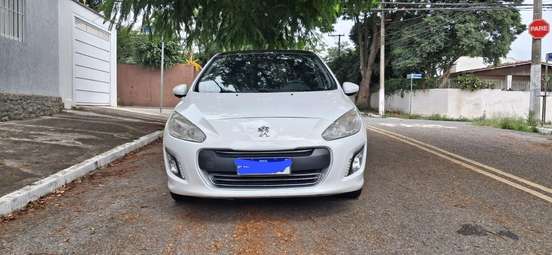 PEUGEOT-308-2012