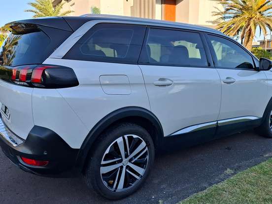 PEUGEOT-5008-1.6 GRIFFE PACK THP 16V GASOLINA 4P AUTOMÁTICO PEUGEOT-5008-2018