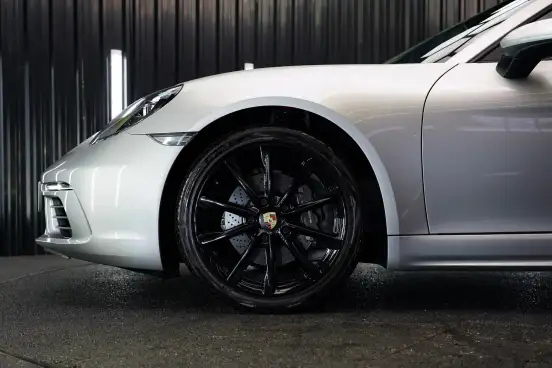 PORSCHE-718-2019