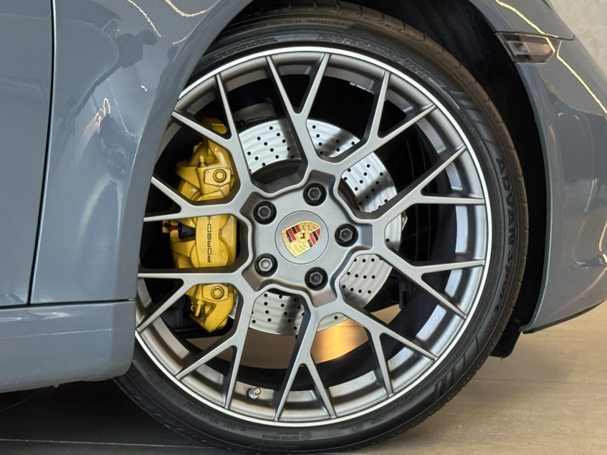 Porsche 911 — foto 9