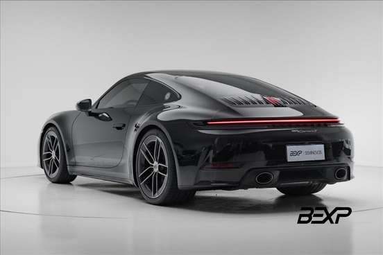 PORSCHE-911-2025