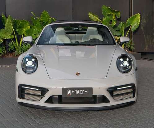 PORSCHE-911-2024