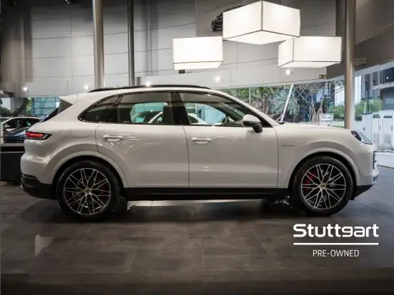 PORSCHE-CAYENNE-2024