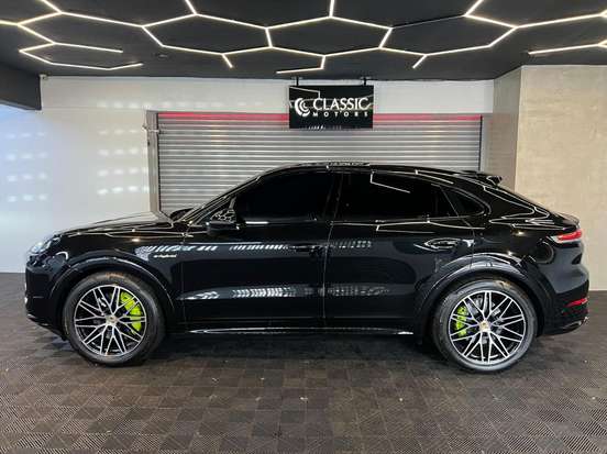 PORSCHE-CAYENNE-2024