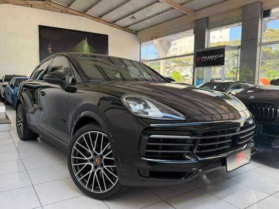 PORSCHE-CAYENNE-2022
