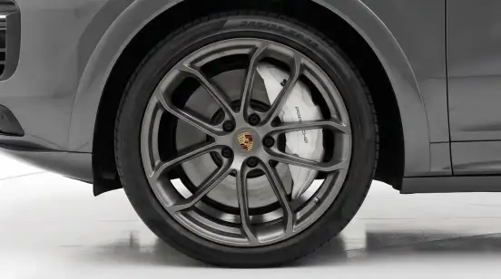 PORSCHE-CAYENNE-2022