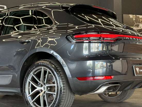 PORSCHE-MACAN-2.0 16V GASOLINA 4P AUTOMÁTICO PORSCHE-MACAN-2020
