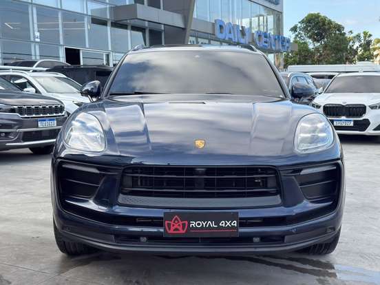 PORSCHE-MACAN-2022