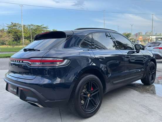 PORSCHE-MACAN-2022