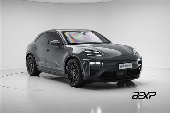 PORSCHE-MACAN-2025