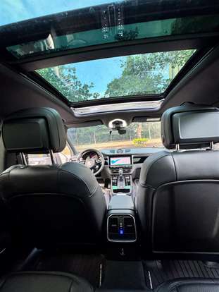 PORSCHE-MACAN-2025