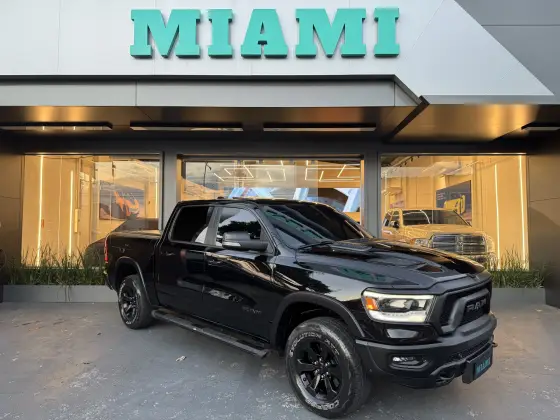 RAM 1500 5.7 V8 GASOLINA REBEL CD 4X4 AUTOMÁTICO RAM 1500 5.7 V8 GASOLINA REBEL CD 4X4 AUTOMÁTICO