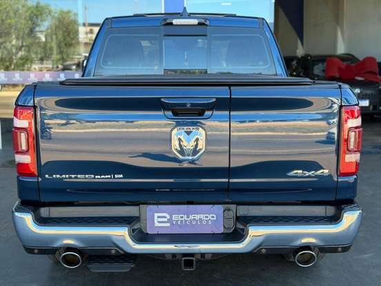 RAM-1500-5.7 V8 GASOLINA LIMITED CD 4X4 AUTOMÁTICO RAM-1500-2024