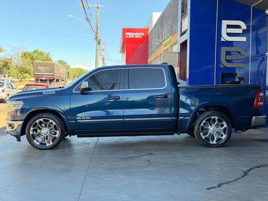 RAM-1500-5.7 V8 GASOLINA LIMITED CD 4X4 AUTOMÁTICO RAM-1500-2024