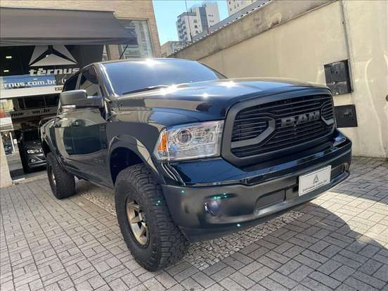 RAM-CLASSIC-5.7 V8 GASOLINA LARAMIE CD 4X4 AUTOMÁTICO RAM-CLASSIC-2023