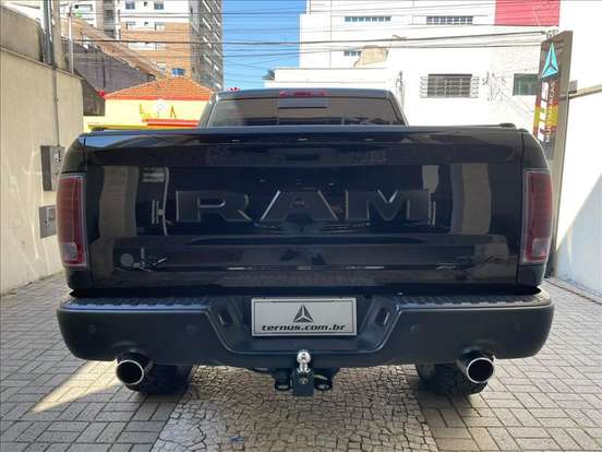 RAM-CLASSIC-5.7 V8 GASOLINA LARAMIE CD 4X4 AUTOMÁTICO RAM-CLASSIC-2023