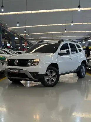 RENAULT-DUSTER-2018