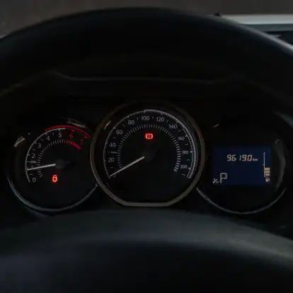 RENAULT-DUSTER-2019