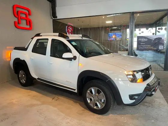 RENAULT DUSTER OROCH 2.0 16V HI-FLEX DYNAMIQUE AUTOMÁTICO RENAULT DUSTER OROCH 2.0 16V HI-FLEX DYNAMIQUE AUTOMÁTICO