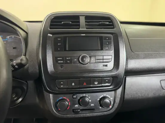 RENAULT-KWID-1.0 12V SCE FLEX ZEN MANUAL RENAULT-KWID-2023