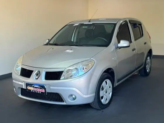 RENAULT SANDERO 1.0 EXPRESSION 16V FLEX 4P MANUAL RENAULT SANDERO 1.0 EXPRESSION 16V FLEX 4P MANUAL
