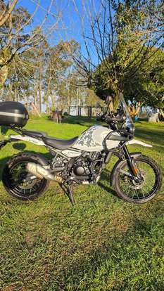 ROYAL ENFIELD-HIMALAYAN 450 KAMET WHITE-2025