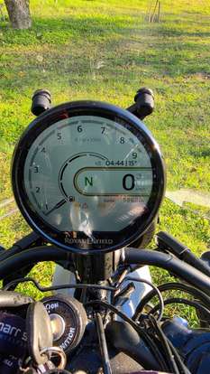ROYAL ENFIELD-HIMALAYAN 450 KAMET WHITE-2025
