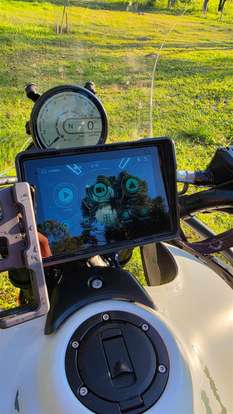 ROYAL ENFIELD-HIMALAYAN 450 KAMET WHITE-2025