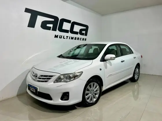 TOYOTA COROLLA 2.0 ALTIS 16V FLEX 4P AUTOMÁTICO TOYOTA COROLLA 2.0 ALTIS 16V FLEX 4P AUTOMÁTICO
