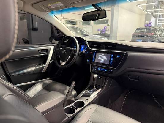 TOYOTA-COROLLA-2019
