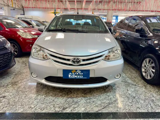 TOYOTA ETIOS 1.5 XS 16V FLEX 4P AUTOMÁTICO