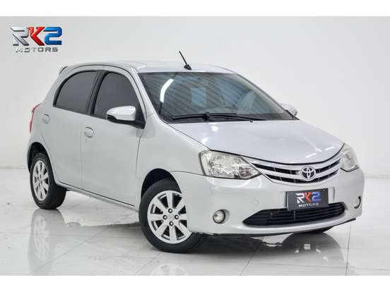 TOYOTA-ETIOS-2016