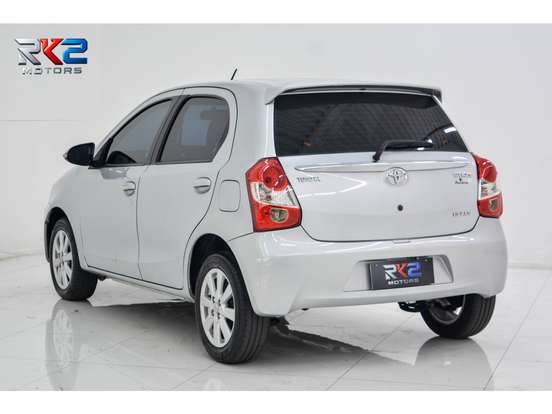 TOYOTA-ETIOS-1.5 XLS 16V FLEX 4P AUTOMÁTICO TOYOTA-ETIOS-2016