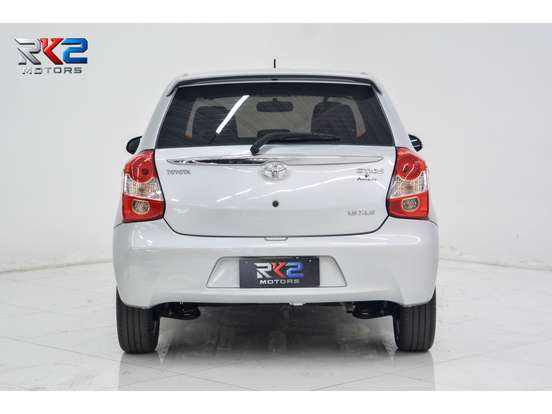 TOYOTA-ETIOS-1.5 XLS 16V FLEX 4P AUTOMÁTICO TOYOTA-ETIOS-2016