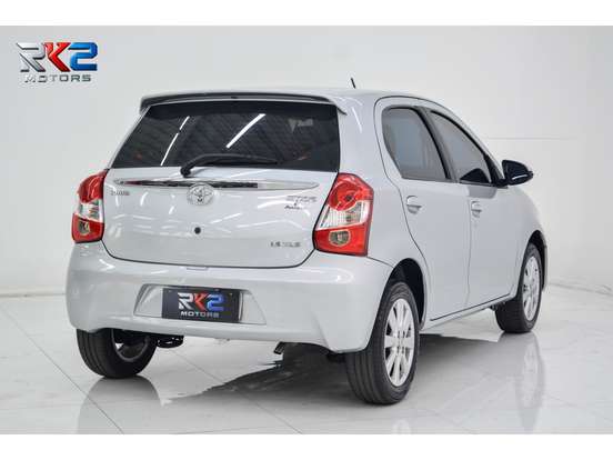 TOYOTA-ETIOS-2016
