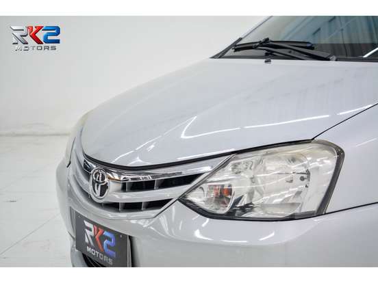 TOYOTA-ETIOS-1.5 XLS 16V FLEX 4P AUTOMÁTICO TOYOTA-ETIOS-2016