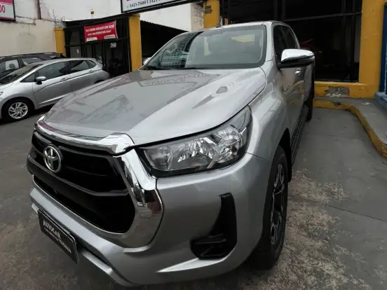 TOYOTA-HILUX-2.8 D-4D TURBO DIESEL CD SRV 4X4 AUTOMÁTICO TOYOTA-HILUX-2022