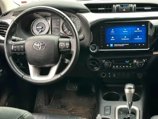 TOYOTA-HILUX-2.8 D-4D TURBO DIESEL CD SRV 4X4 AUTOMÁTICO TOYOTA-HILUX-2023