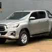TOYOTA HILUX 2.8 SR 4X4 CD 16V DIESEL 4P AUTOMÁTICO TOYOTA HILUX 2.8 SR 4X4 CD 16V DIESEL 4P AUTOMÁTICO